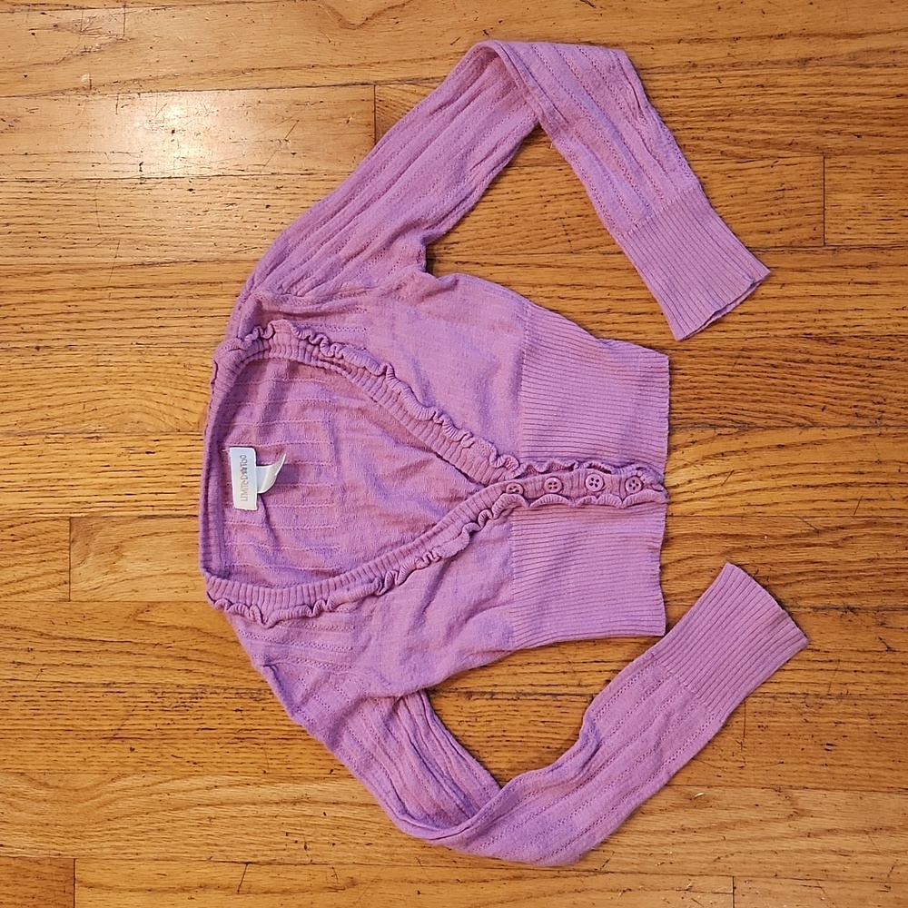 Limited Too cropped pink sweater size 7